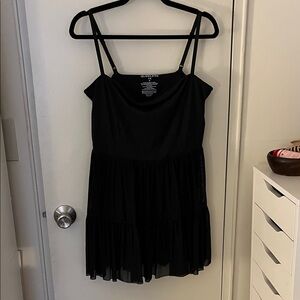 Chic Black Spaghetti Strap Exercise Dress